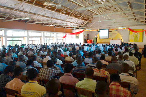 03-Tansania-Audience.jpg